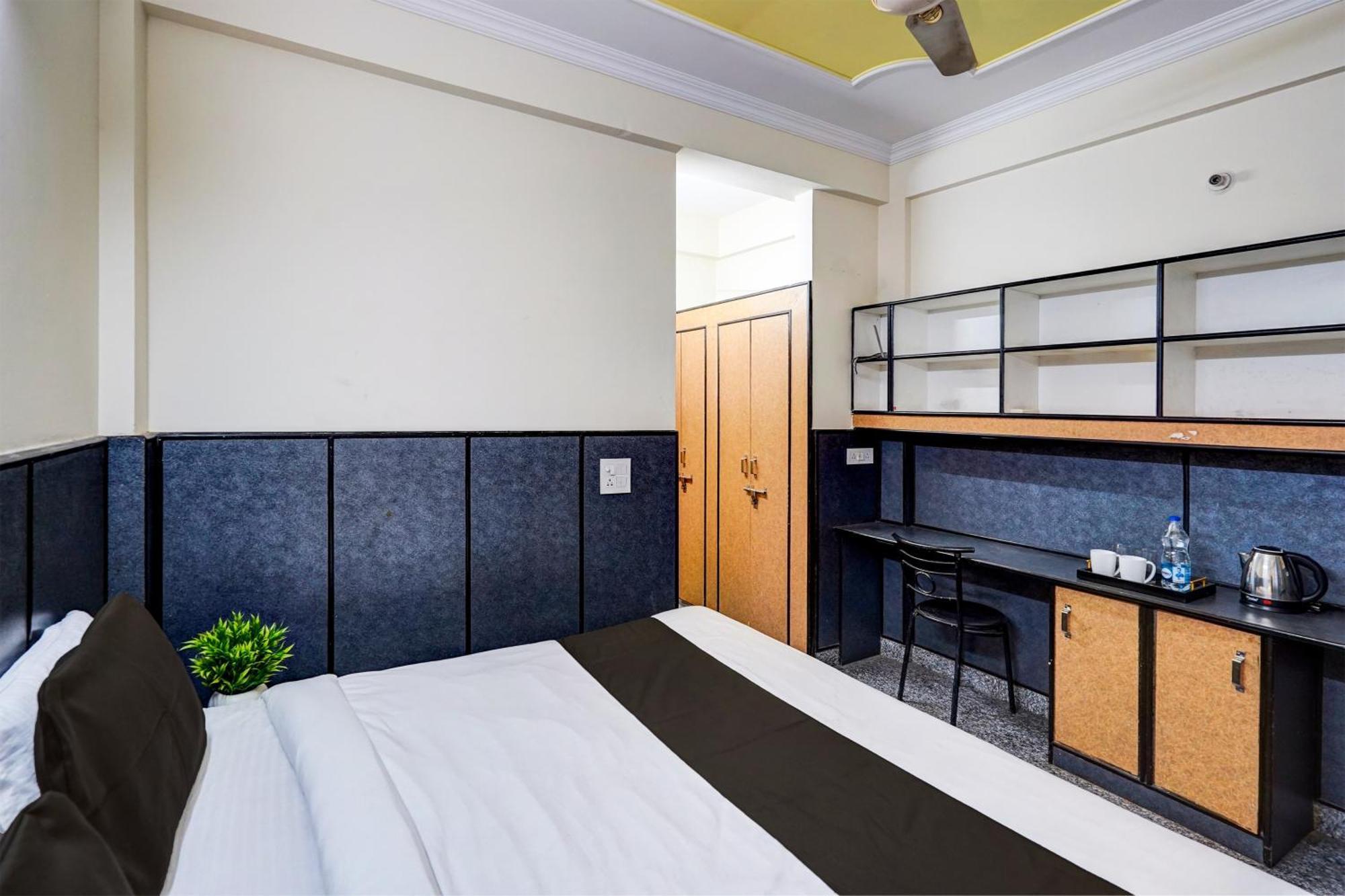 Hotel O Aryan Home Stay เดห์ราดุน ภายนอก รูปภาพ